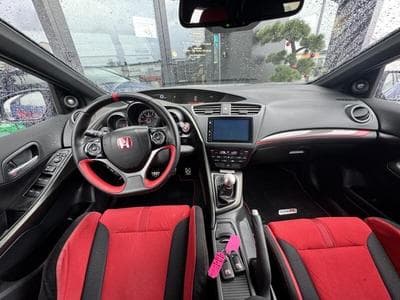 Honda Civic 2.0 VTEC Turbo Type R (2016) - Photo 6