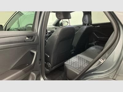 VW T-Roc 150cv R-Line Edition DSG CAMERA/ACC/HAYON ELEC (2025) - Foto 9