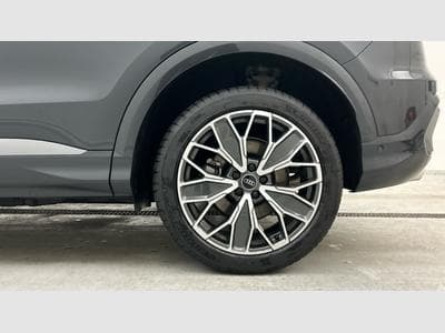 Audi Q5 TDI 204CV S-line Edition quattro (2025) - Photo 5