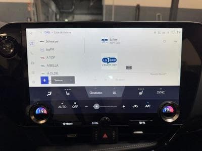 Lexus NX Business Line (2024) - Foto 9