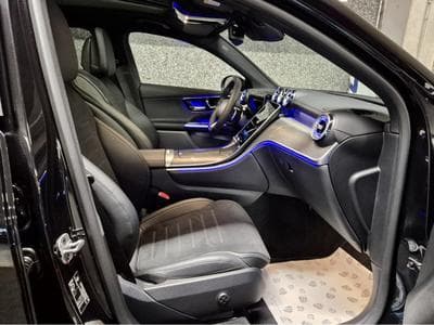 Mercedes GLC 200 4MATIC COUPE AMG LINE PANO CUIR NAVI 1 HAND (2026) - Foto 4