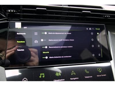 Peugeot 308 BlueHDi 130 EAT8 GT ACC Focal toit panoramique (2025) - Photo 13