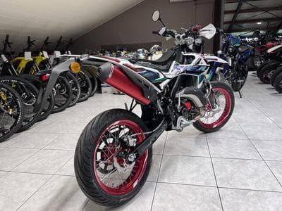 Rieju MRT 50 SM Trophy Mirage (2026) - Photo 3