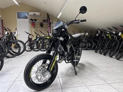 Rieju MRT 50 SM TROPHY (2026) - Photo 2