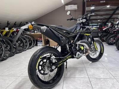 Rieju MRT 50 SM TROPHY (2026) - Photo 3