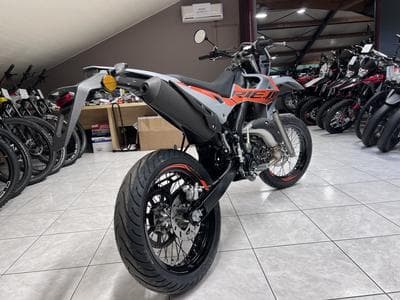 Rieju MRT 50 SM Grey (2026) - Photo 3