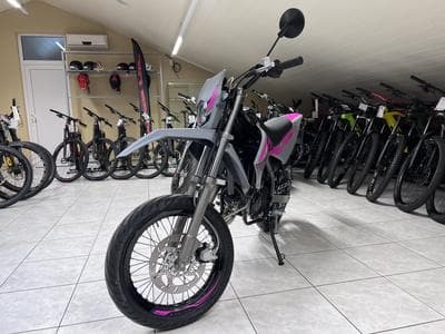 Rieju MRT 50 SM Grey (2026) - Photo 2