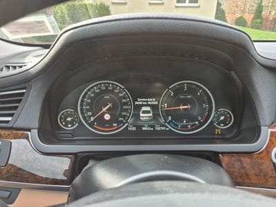 BMW 740 740d xDrive (2014) - Photo 4