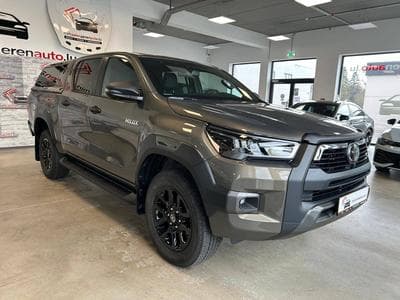 Toyota Hilux Double Cab Invincible 4x4 (2025) - Photo 2