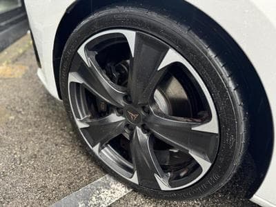 Cupra Leon VZ 2.0 TSI 300CV (2023) - Photo 14