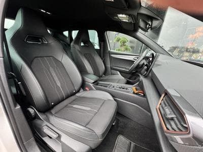 Cupra Leon VZ 2.0 TSI 300CV (2023) - Photo 9