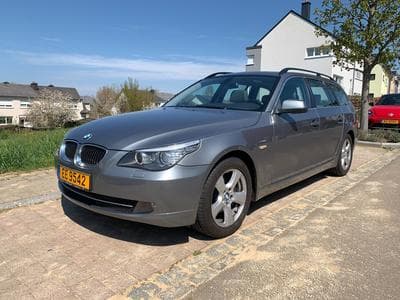 BMW 525 XD (2009) - Foto 1