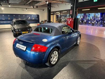 Audi TT 1.8 Roadster (2004) - Foto 8