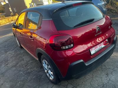 Citroën C3 1.2 essence 82 Graphic (2019) - Photo 2