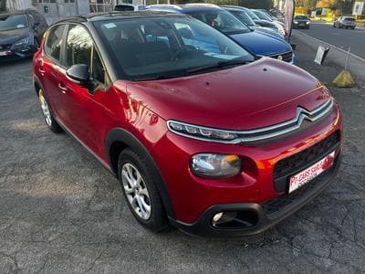 Citroën C3 1.2 essence 82 Graphic (2019) - Photo 1