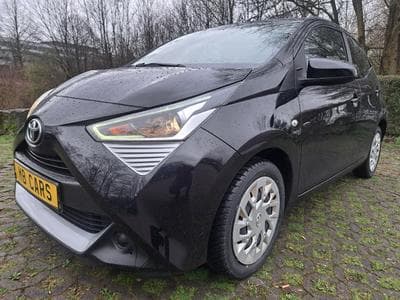 Toyota Aygo 1.0 VVT-i AUTOMATIQUE (2022) - Photo 1