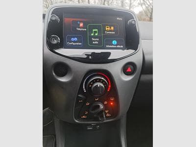 Toyota Aygo 1.0 VVT-i AUTOMATIQUE (2022) - Photo 12