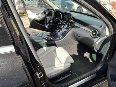 Mercedes C 180 9G-TRONIC (2018) - Photo 12