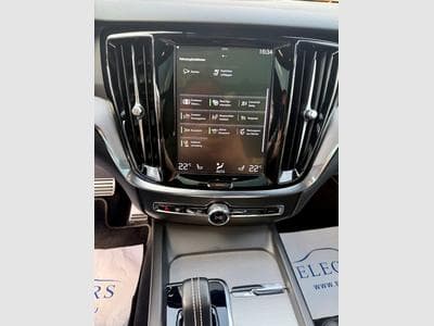 Volvo V60 Kombi R-Design Aut. Pano/Harmann/Cam/CarPlay (2020) - Photo 14