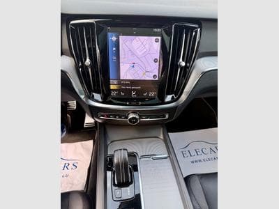 Volvo V60 Kombi R-Design Aut. Pano/Harmann/Cam/CarPlay (2020) - Photo 12