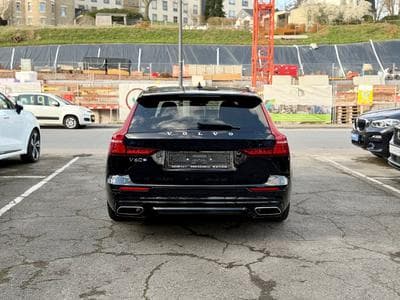 Volvo V60 Kombi R-Design Aut. Pano/Harmann/Cam/CarPlay (2020) - Photo 5