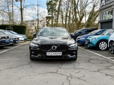 Volvo V60 Kombi R-Design Aut. Pano/Harmann/Cam/CarPlay (2020) - Photo 2