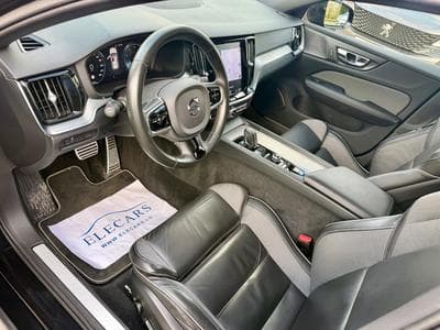 Volvo V60 Kombi R-Design Aut. Pano/Harmann/Cam/CarPlay (2020) - Photo 7