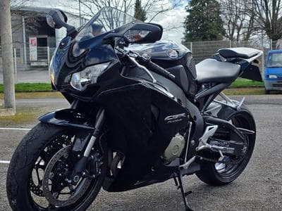 Honda CBR CBR RR FIREBLADE 1000 (2008) - Photo 1