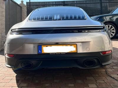 Porsche 911 Carrera (2025) - Photo 2