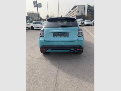 Fiat 600 LA PRIMA 136 CV (2024) - Photo 4