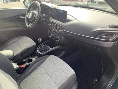 Fiat Tipo CROSS 1.6 MULTIJET 130 CV (2021) - Foto 8