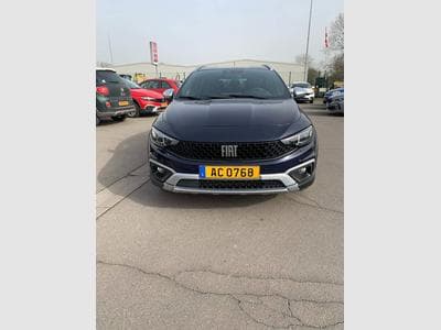 Fiat Tipo CROSS 1.6 MULTIJET 130 CV (2021) - Foto 2