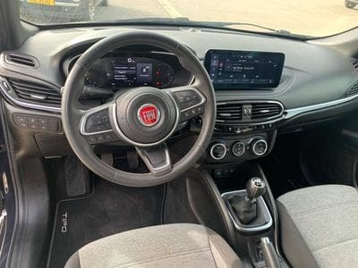 Fiat Tipo CROSS 1.6 MULTIJET 130 CV (2021) - Photo 6