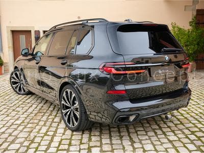 BMW X7 xDrive40d M Sport (2024) - Foto 4