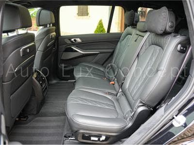 BMW X7 xDrive40d M Sport (2024) - Foto 8