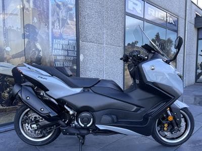 Yamaha T-Max TECHMAX (2026) - Photo 1
