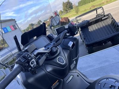 Yamaha T-Max TECHMAX (2026) - Photo 6