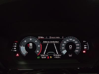 Audi A3 BERLINE TDI 150CV ATTRACTION (2024) - Photo 13