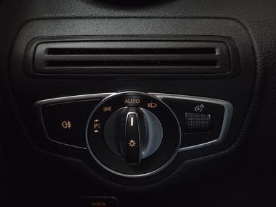 Mercedes C 200 D 160CV Business Solution (2018) - Photo 14