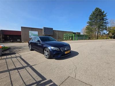 Mercedes E 220 Amg line (2018) - Photo 7