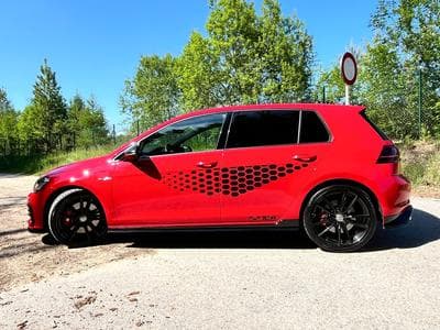 VW Golf GTI TCR (2019) - Photo 2