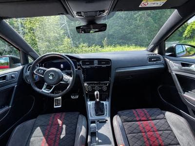 VW Golf GTI TCR (2019) - Photo 3