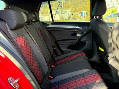 VW Golf GTI TCR (2019) - Photo 4