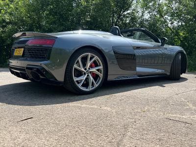 Audi R8 Spyder V10 Performance Quattro (2022) - Photo 9