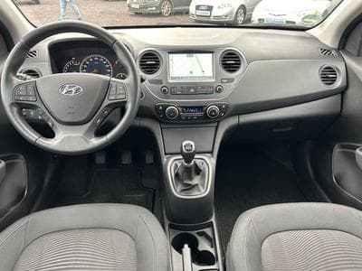 Hyundai i10 i10 1.2 *Navi*SHZ*Schiebedach*Tempomat*Euro6* (2019) - Foto 11