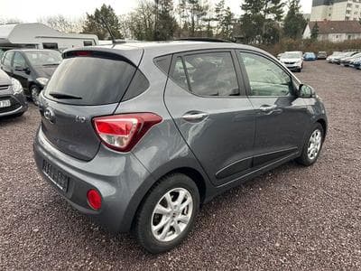 Hyundai i10 i10 1.2 *Navi*SHZ*Schiebedach*Tempomat*Euro6* (2019) - Foto 4
