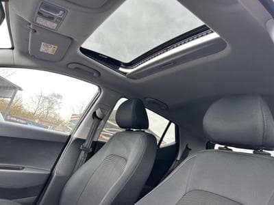 Hyundai i10 i10 1.2 *Navi*SHZ*Schiebedach*Tempomat*Euro6* (2019) - Foto 8