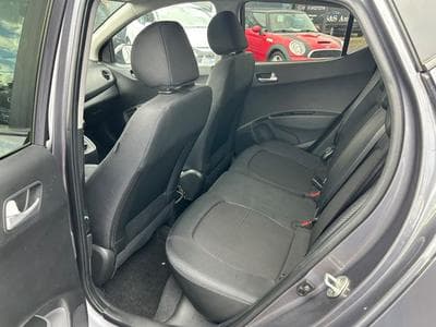 Hyundai i10 i10 1.2 *Navi*SHZ*Schiebedach*Tempomat*Euro6* (2019) - Foto 9