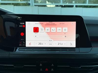 VW Golf GTI 2.0 245 CV DSG7 ** Matrix ** antibrouillard ** Harman ** (2020) - Photo 12