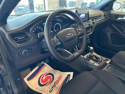 Ford Focus Lim. ST-Line (2021) - Photo 8